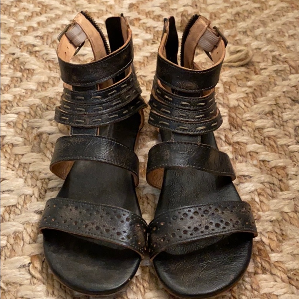 Black Leather Artemis Bed Stu Gladiator Sandals